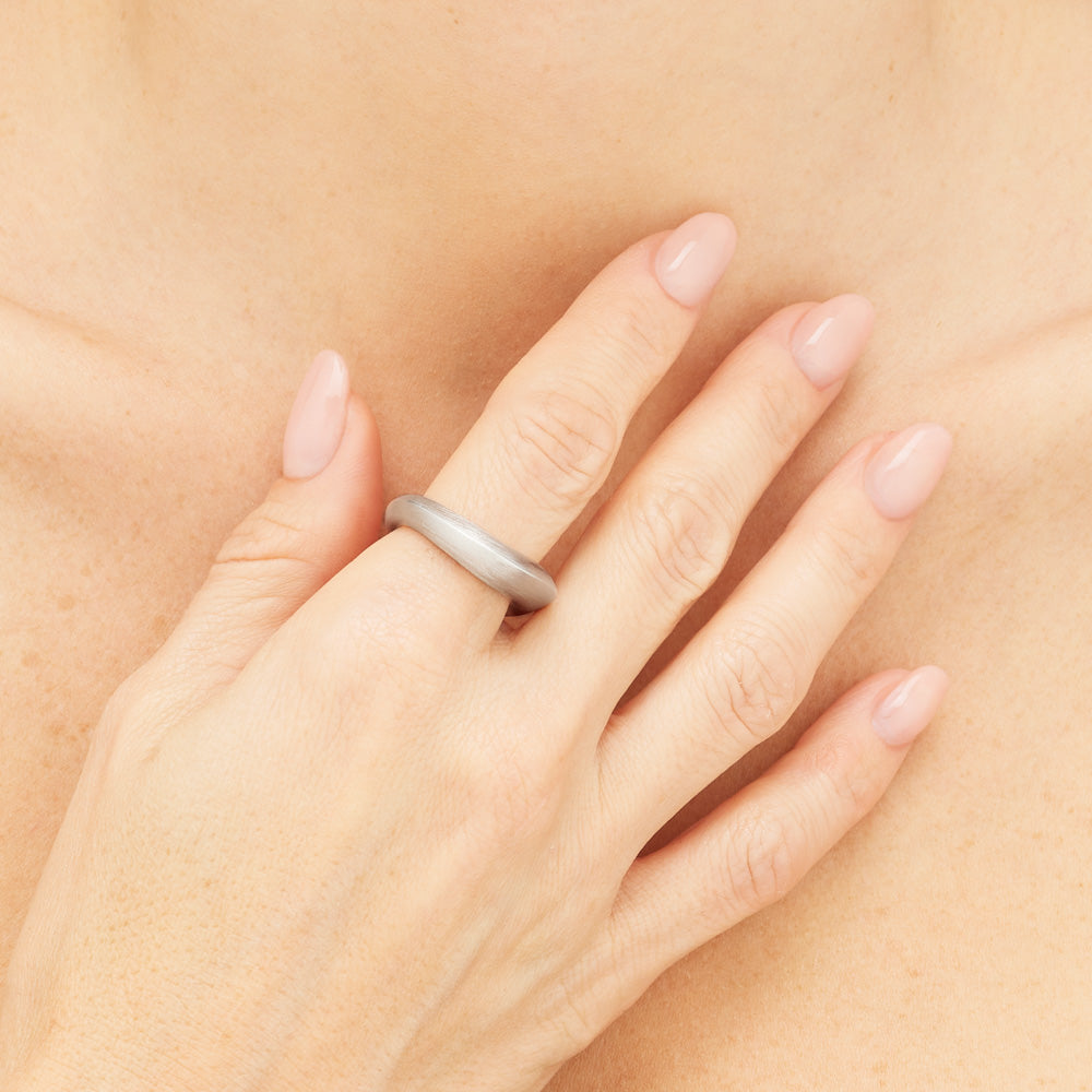 Pianegonda Slim band ring - View 4
