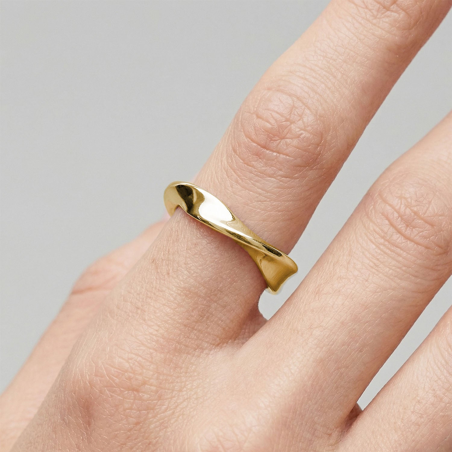 Pianegonda Ring - View 3