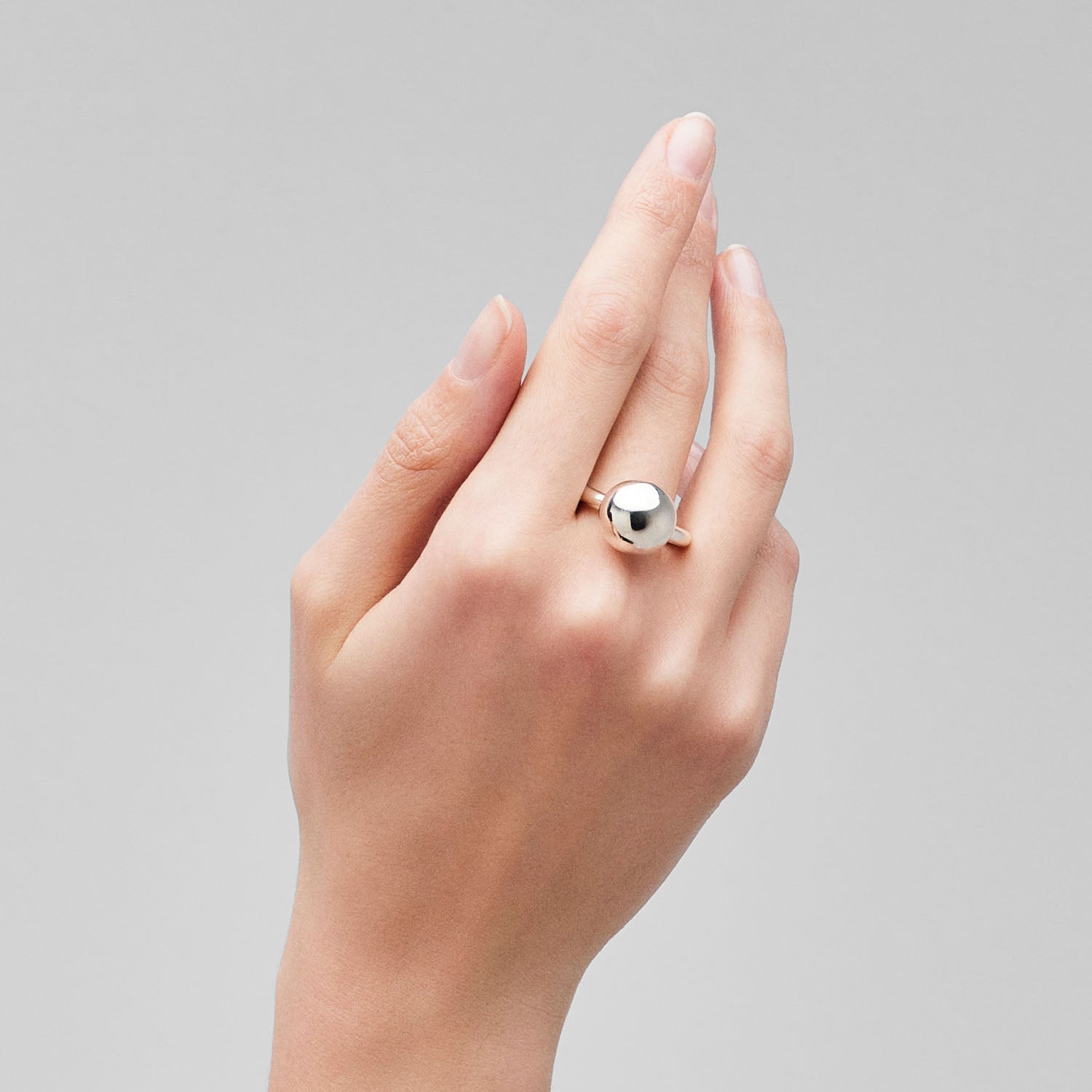 Pianegonda Small sphere ring - View 3