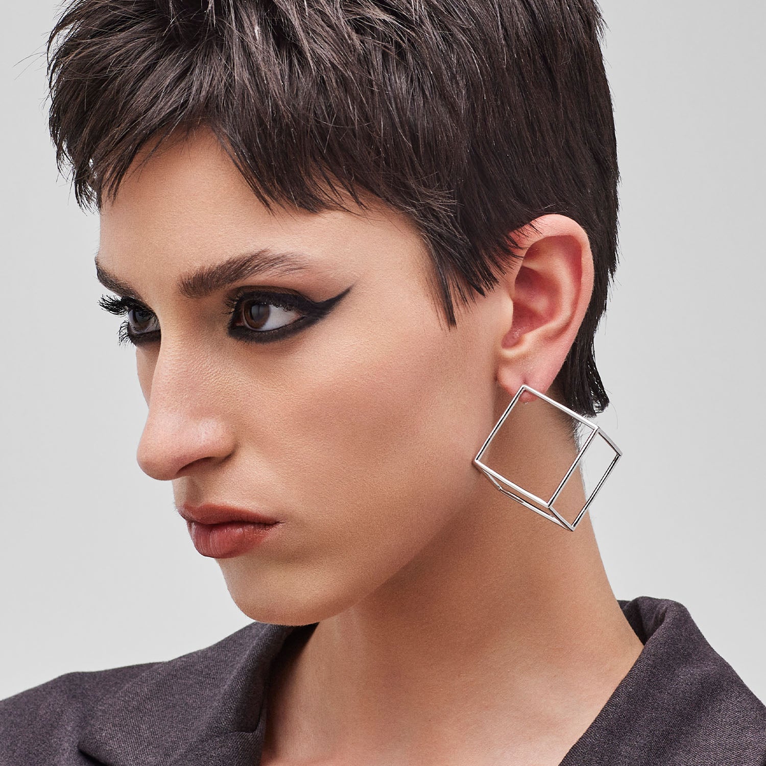 Pianegonda Big stud earrings - View 3